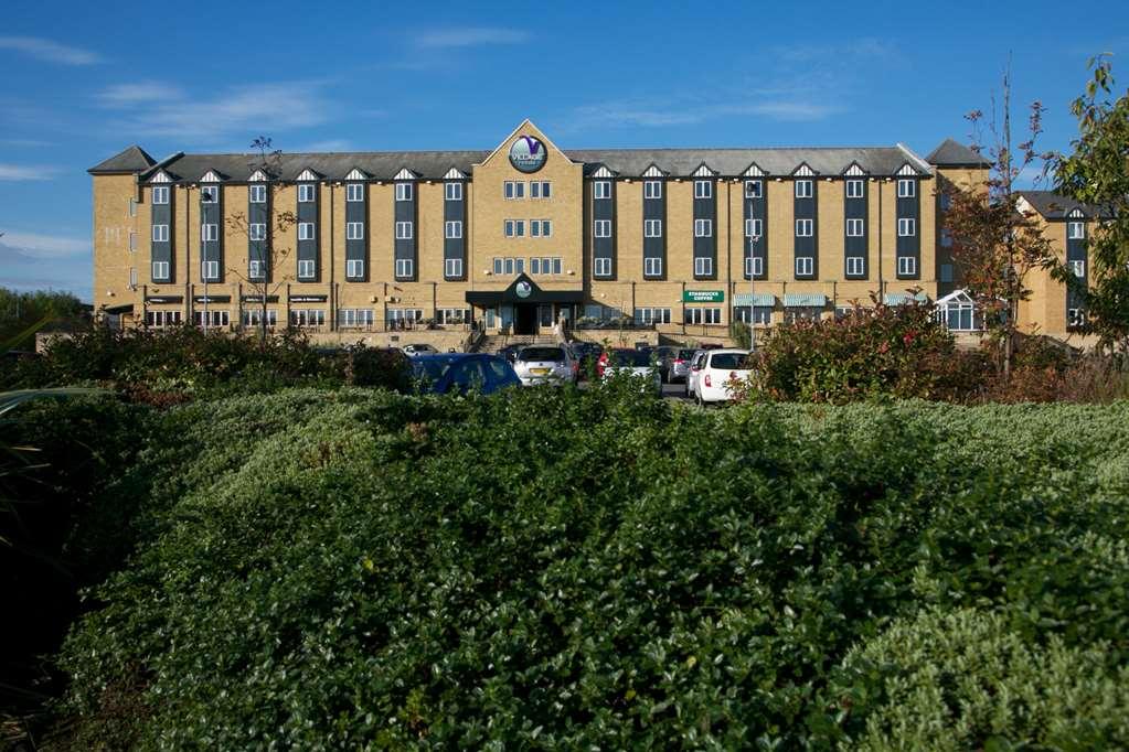 Village Hotel Newcastle Holystone  Exterior photo
