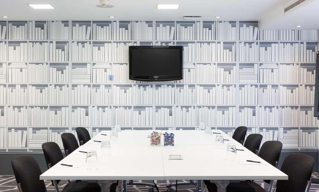 Village Hotel Newcastle Holystone  Facilities photo