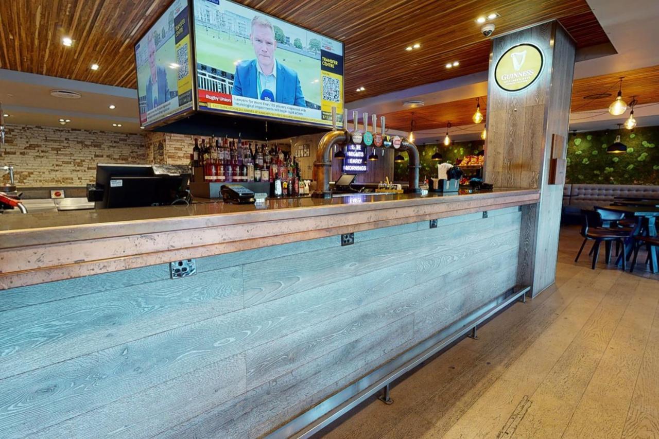 Village Hotel Newcastle Holystone  Exterior photo