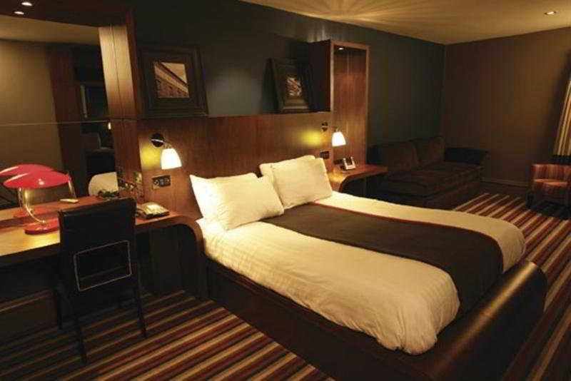 Village Hotel Newcastle Holystone  Room photo