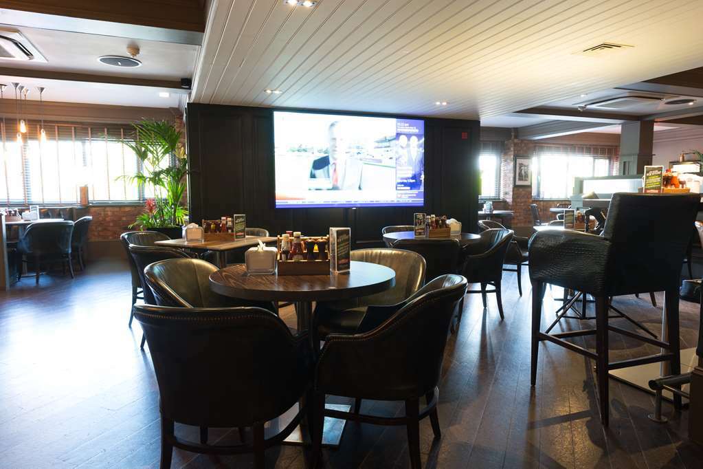 Village Hotel Newcastle Holystone  Restaurant photo